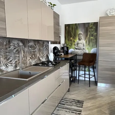 La Base Fitness House Bed & Breakfast Decimomannu