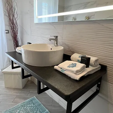 Bed & Breakfast La Base Fitness House