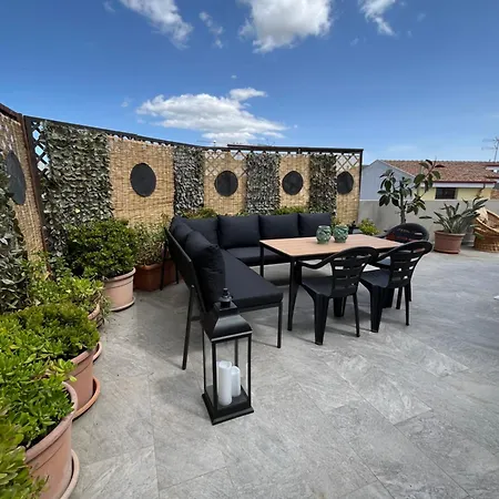 La Base Fitness House Bed & Breakfast Decimomannu