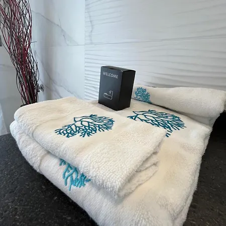 Bed & Breakfast La Base Fitness House 3*